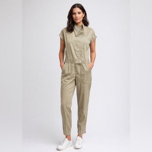 Vince Utility Jumpsuit Khaki Olive Belted Short Sleeve Size S